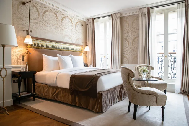 Prestige, King Bed, La Reserve Paris Hotel And Spa 2/5