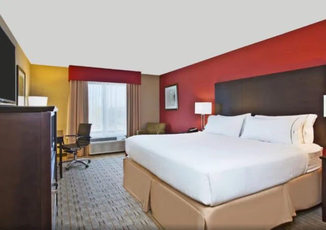 غرفة بسرير كينج، Holiday Inn Express Suites Springfield Dayton Area 3/4