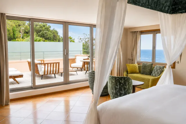 Roof Top, Suite, Sea View, Hill Side، Miramar Beach Hotel 2/5