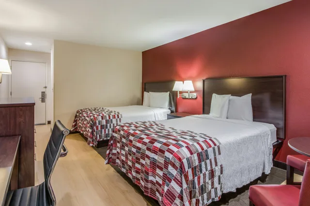 Room, 2 Queen Beds, Red Roof Inn Grand Junction 2/4