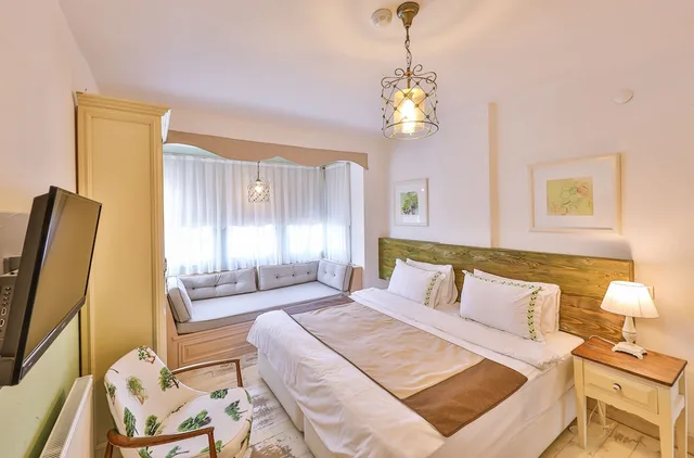 غرفة قياسية بسريرين منفصلين بإطلالة على المدينة، Palas Alacati - Adults Only 2/4
