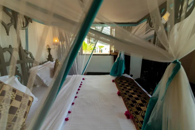 غرفة ديلوكس بسرير مزدوج، Dhow Palace Hotel 2/3