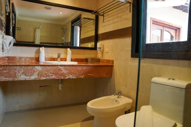 Deluxe, Suite, The MT Hotel Plaza Brisas 4/6