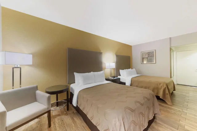 غرفة بسريرين مزدوجين، Quality Inn Florida City - Gateway To The Keys 4/6