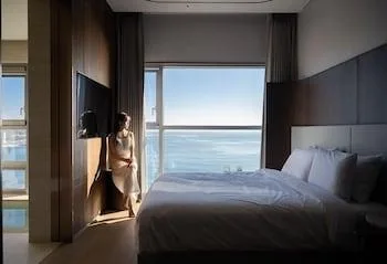 Premium, Suite, Ocean View, Hot Tub, Mer de l'aube Hotel 1/1