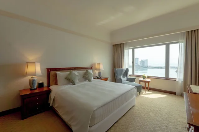 Premier, Double Bed, Sea View, Gurney Bay Hotel, A Parkroyal Hotel 2/5