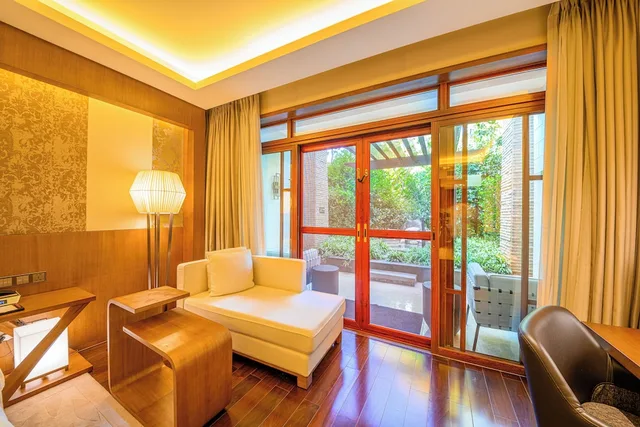 Standard, King Bed, Private Hot Spring Bath، HUALUXE KUNMING 2/4