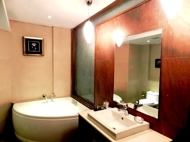 غرفة ديلوكس بسرير مزدوج، Sinclairs Retreat Ooty 5/6