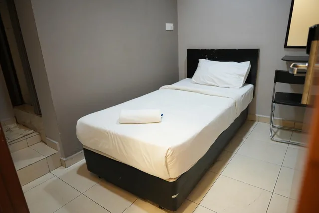 غرفة قياسية مفردة، Oyo 44097 Avatarr Hotel 5/10