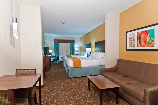 جناح بسريرين، Holiday Inn Express Suites San Antonio Se By At T Center 3/6