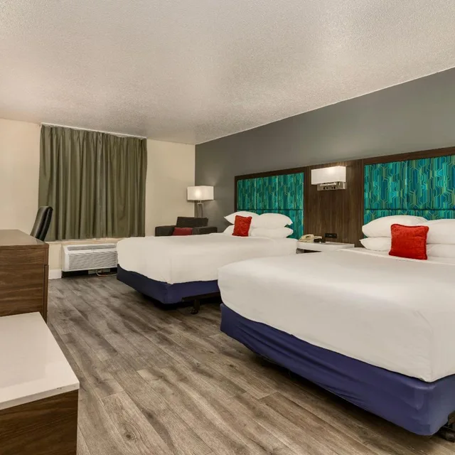 غرفة سوبيريور بسريرين كوين، Red Lion Hotel Pocatello 1/4