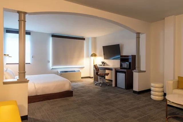 جناح بسرير كينج مع أريكة لذوي الإعاقة، Comfort Inn and Suites Near Burke Mountain Saint Johnsbury, VT 9/10