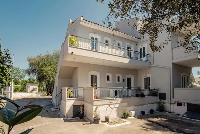 Fiore Azzurro، Corfu 2/50