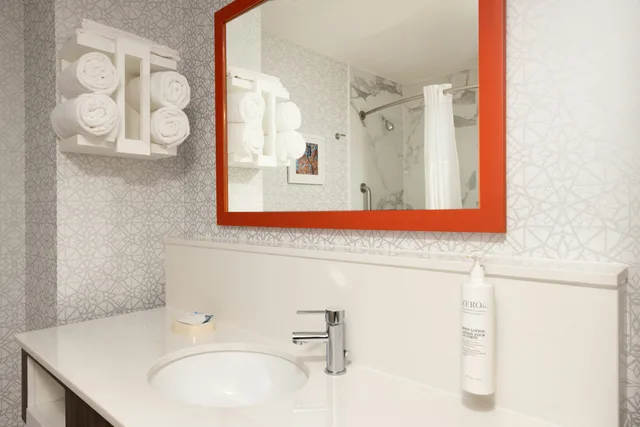 غرفة بسرير كينج، Hampton Inn & Suites Woodward 2/2