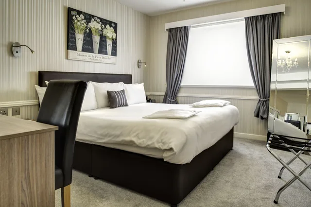غرفة سوبيريور بسرير كينج، Best Western Weymouth Hotel Rembrandt 3/5