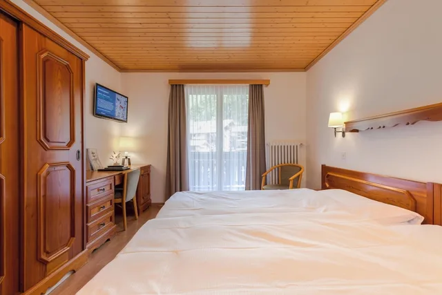 Room, Twin Beds, Balcony or Terrace، Alpenblick 1/6