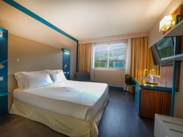 غرفة سوبيريور ثلاثية مع أريكة، La Meridiana Bleisure Hotel 2/10