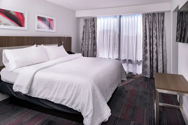 جناح بسرير كينج، Hilton Garden Inn Columbia Downtown 2/5
