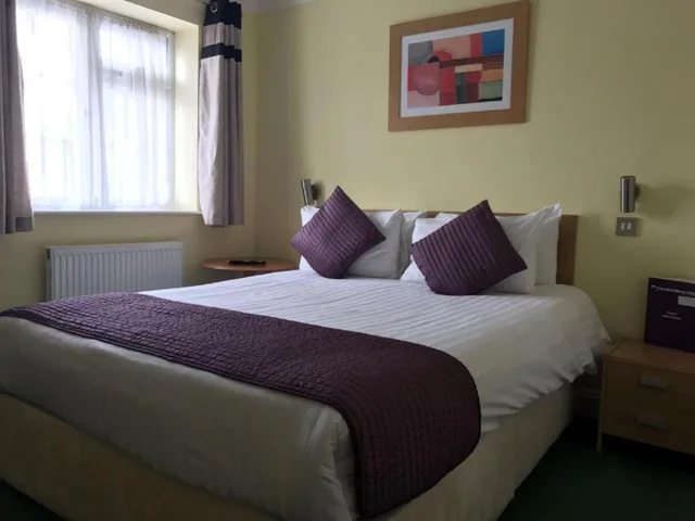 غرفة بسرير مزدوج، Harefield Manor Hotel 4/9