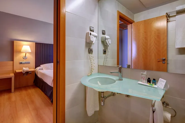 غرفة ثلاثية بسريرين منفصلين، U Hotel Villa Goma 6/6