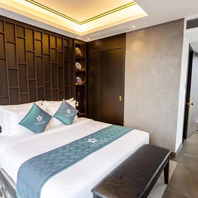 جناح عائلي، White Lotus hotel Hue 4/10