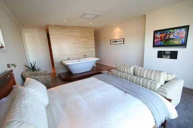 Bridge, Suite, Queen Bed، Captains At The Bay 5/10