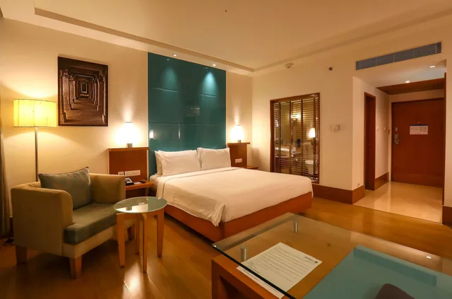 غرفة سوبيريور بسرير كينج، Radisson Blu Hotel Chennai City Centre 3/3