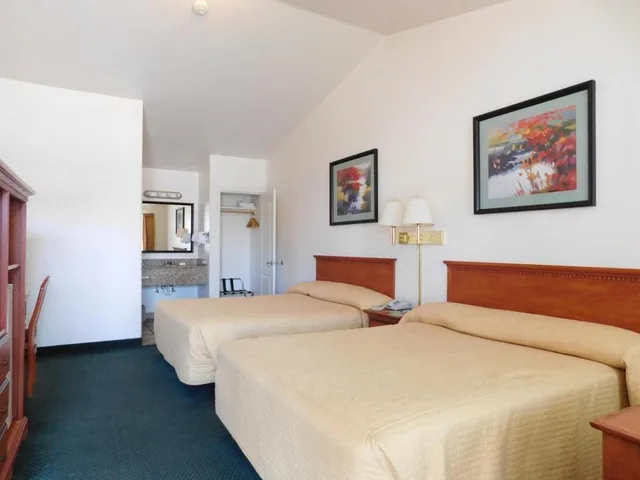 غرفة بريميوم بسريرين كوين، Wild Rivers Motor Lodge 1/3