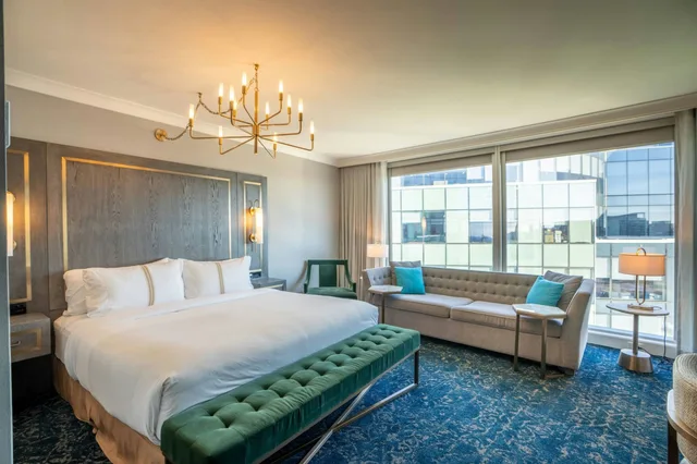استوديو بريميوم بسرير كينج مع أريكة، Sutton Place Hotel Halifax 1/4
