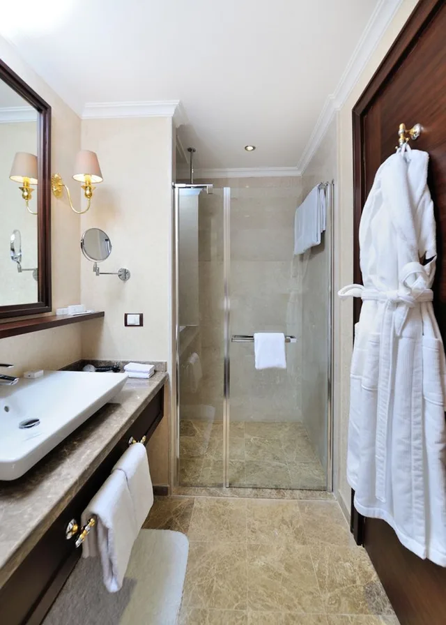 غرفة ديلوكس مفردة بإطلالة على البحر، Wellborn Luxury Hotel 2/2