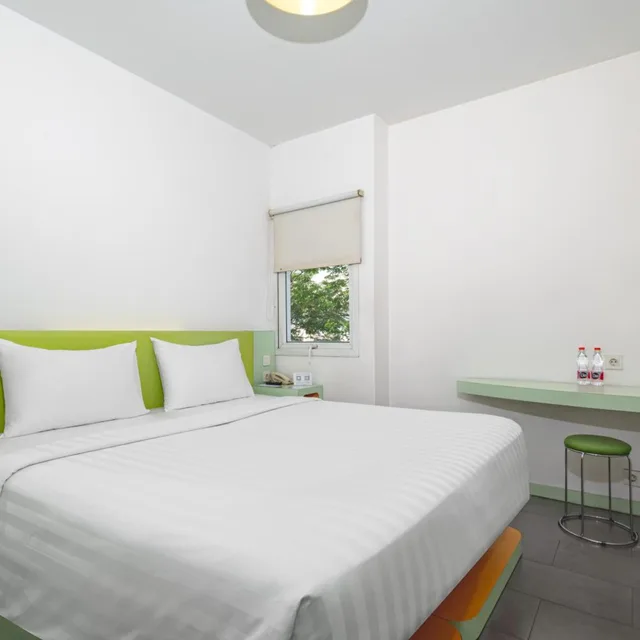 غرفة قياسية بسرير كينج، Swift Inn Aeropolis Jakarta 5/7