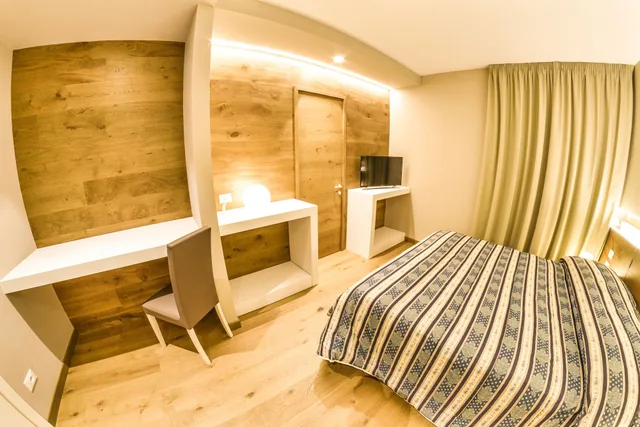 غرفة سوبيريور بسرير مزدوج، GRAND HOTEL EUROPA 1/1