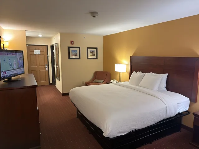 غرفة بسرير كينج، Americas Best Value Inn St. Robert 2/10