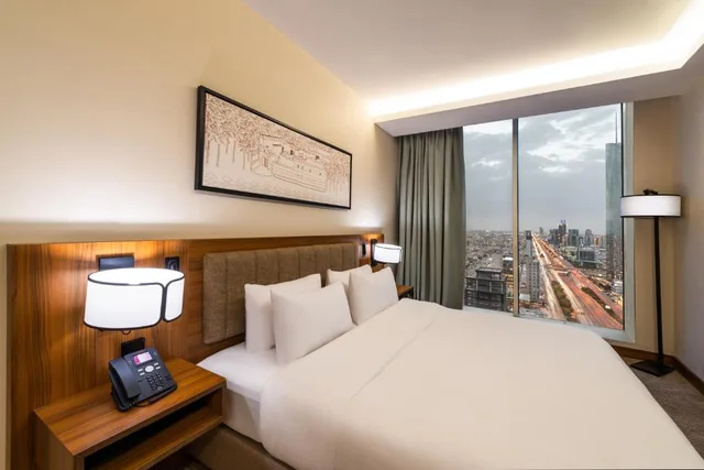 جناح جونيور، هدب المركز المالي(HDB Hotel - Financial District) 1/2