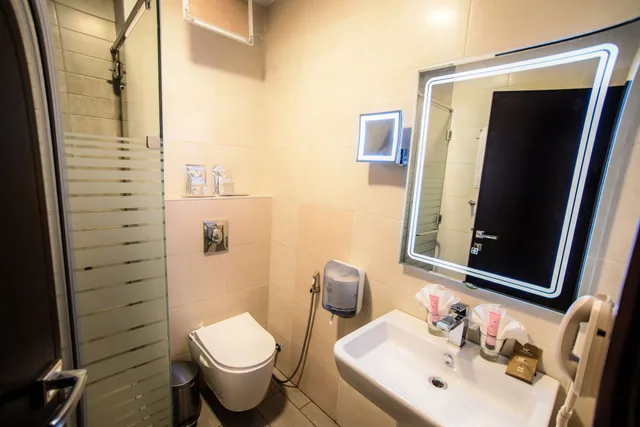 غرفة جونيور بسرير كوين، Petra Boutique Hotel 3/6