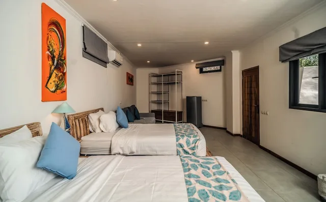 Superior, Twin Beds, Komodo Suites Downtown 1/10