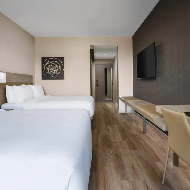 غرفة بسريرين كوين بإطلالة على الجبل، AC Hotel Scottsdale North 4/10