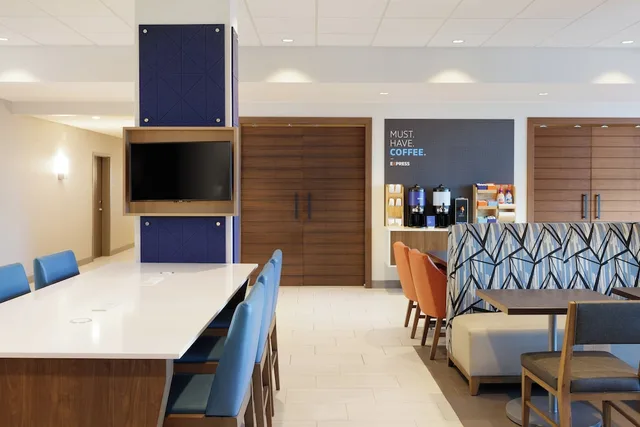Holiday Inn Express Plainwell by IHG، كالامازو 39/46