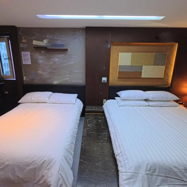 غرفة فاخرة بسرير مزدوج بجاكوزي، Friendly Dh Naissance Hotel By Mindrum Group 4/10