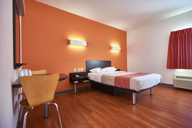 غرفة ديلوكس بسرير كينج لذوي الإعاقة، Motel6 Wilkes Barre, PA - Arena 7/10