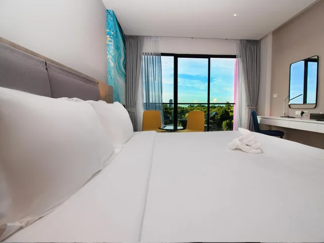 غرفة ديلوكس بسرير مزدوج أو سريرين منفصلين بإطلالة على النهر، Fortune Saeng Chan Beach Rayong 9/10