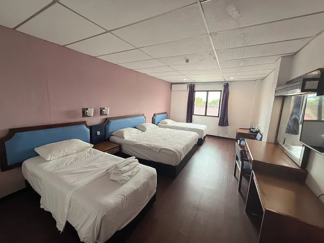 غرفة ديلوكس عائلية بسريرين منفصلين وسرير كوين وسريرين منفصلين وسرير كوين، Anika Inn 8/10