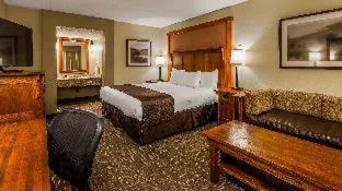 1 Bedroom, Suite, King Bed, Sofa, Best Western Plus High Country Inn 1/3
