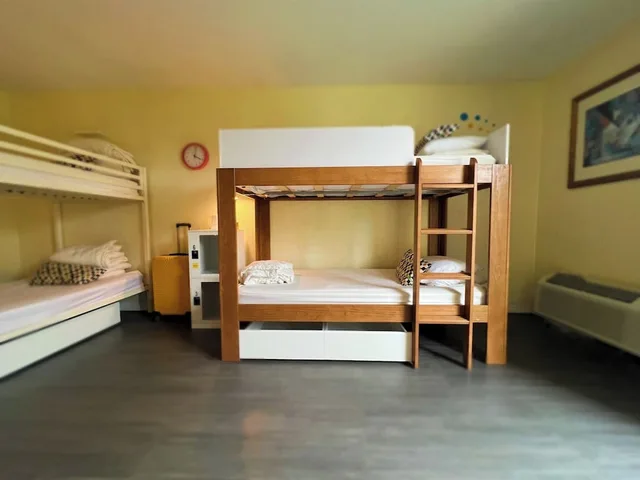 Female Dorm, Female Only, Deluxe، Bposhtels Orlando Florida Mall 2/3