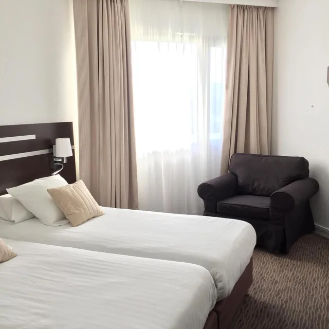 غرفة بسريرين منفصلين، Hotel Chantereyne 1/7