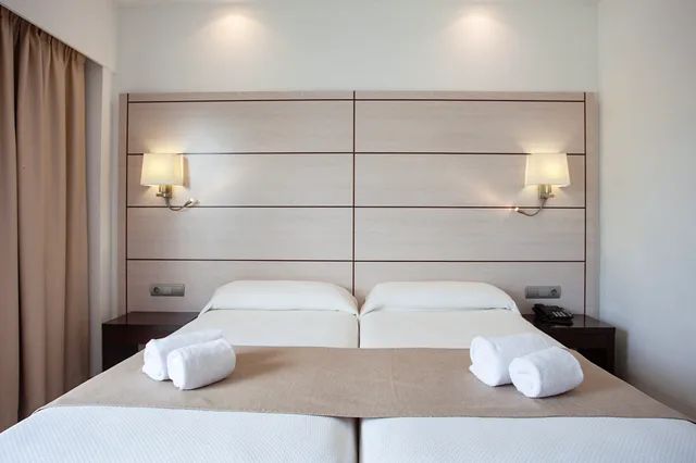 غرفة قياسية مفردة بسرير مزدوج، Hotel Puchet Ibiza 9/10