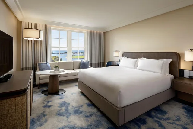 Premium, King Bed, Bay View, High Floor, The Vinoy Resort & Golf Club Autograph Collection 3/8