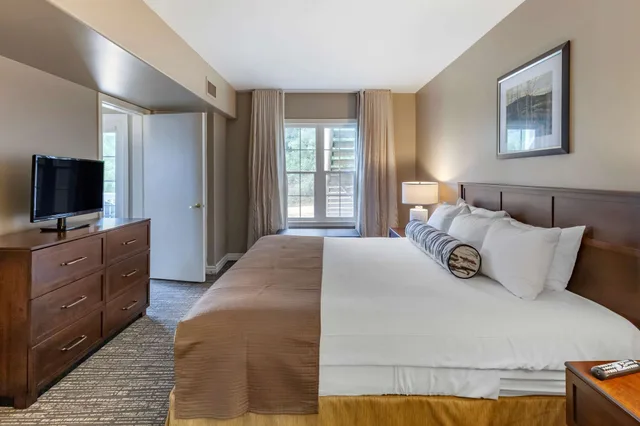 Upgrade, Efficiency, Suite, 2 King Beds، Carriage Ridge Resort Ascend Hotel Collection 1/5