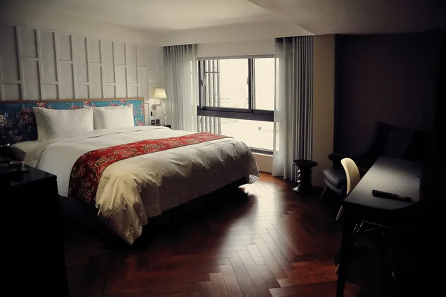 غرفة سوبيريور بسرير كينج، RedDot Hotel 2/5