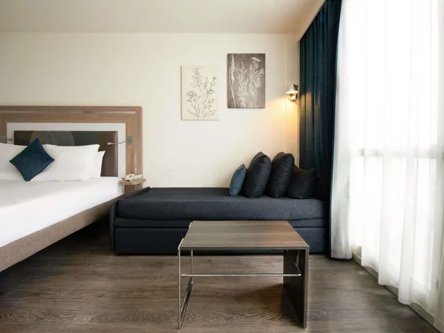 جناح بسرير مزدوج، Novotel Senart Golf de Greenparc 3/9